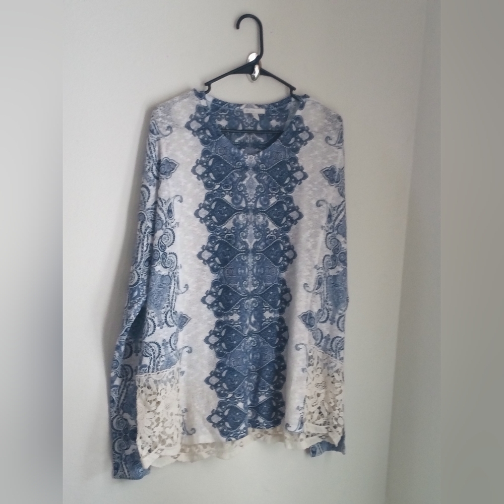C'est 1946 Blouse Women Large Blue & White Top Crochet Lace Elegant Versatile